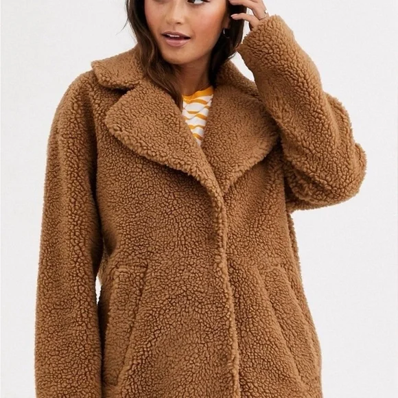 XS Abercrombie & Fitch Camel Teddy Coat - Picture 2 of 6